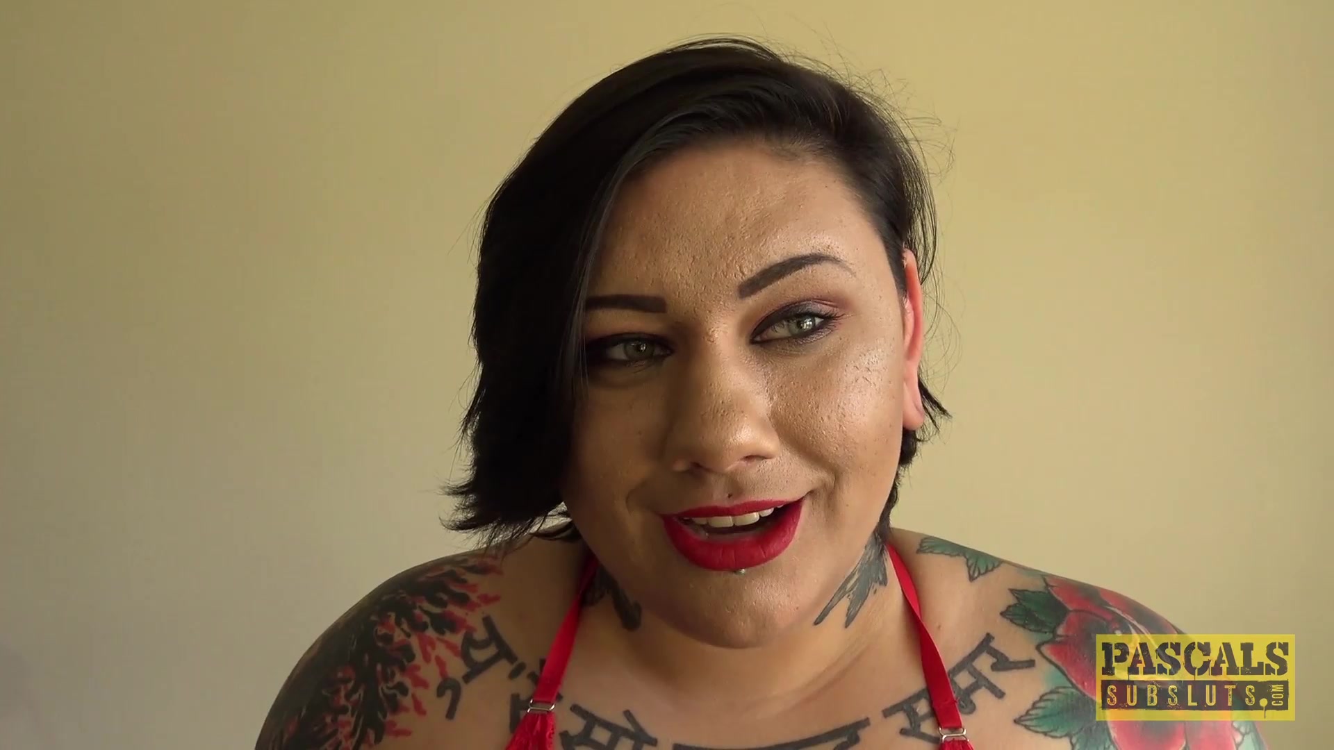 SubSlut Lily : choking herself during her solo vid