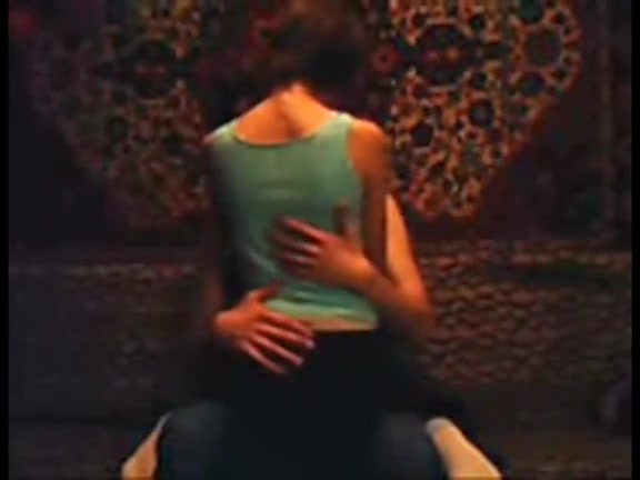 Girlfriend gives a private sex lesson ended with facial