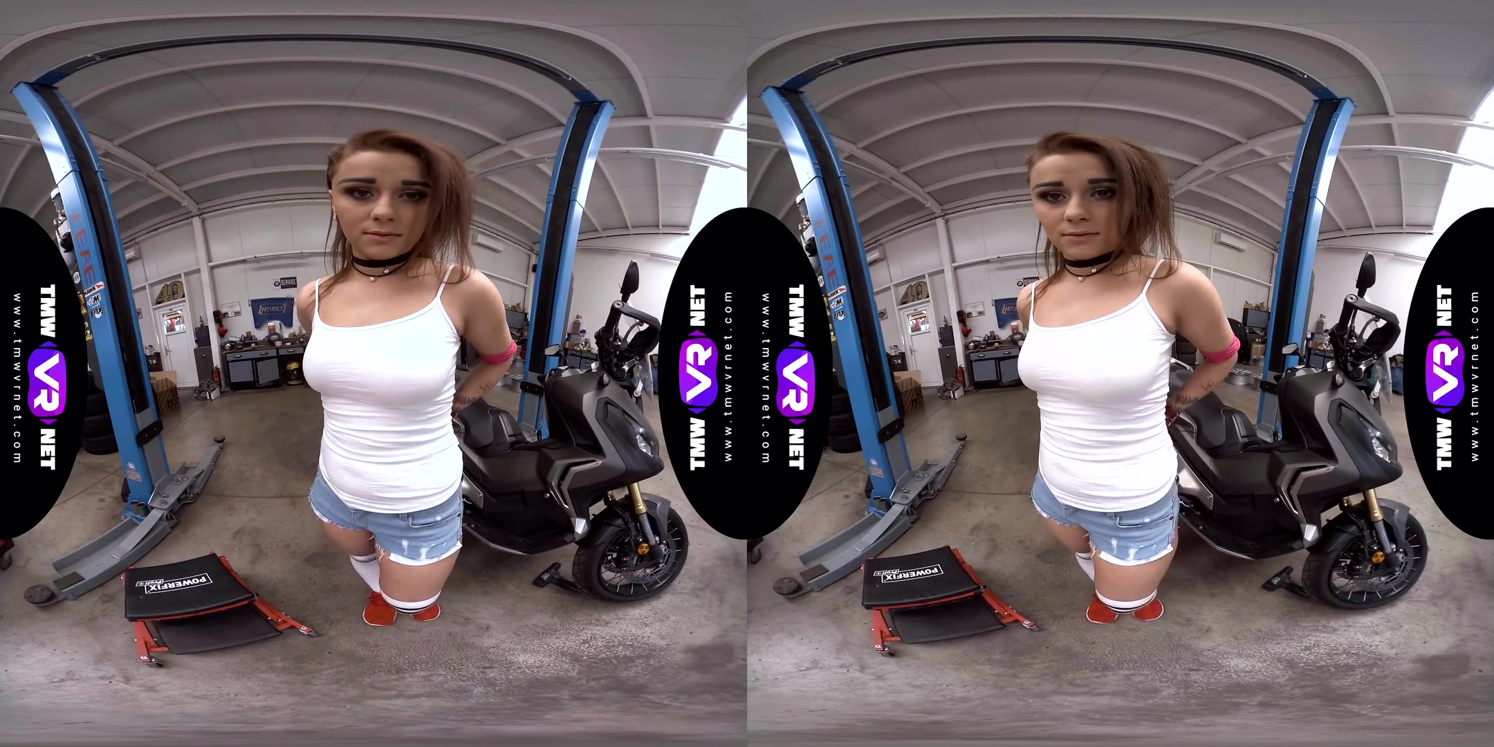 Hottie Orgasms in the Garage - Shaved Fingering teen 18+