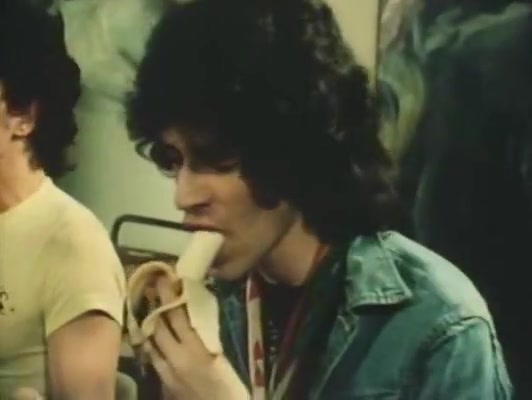 Samantha Fox, Molly Malone, Don Peterson in vintage porn site