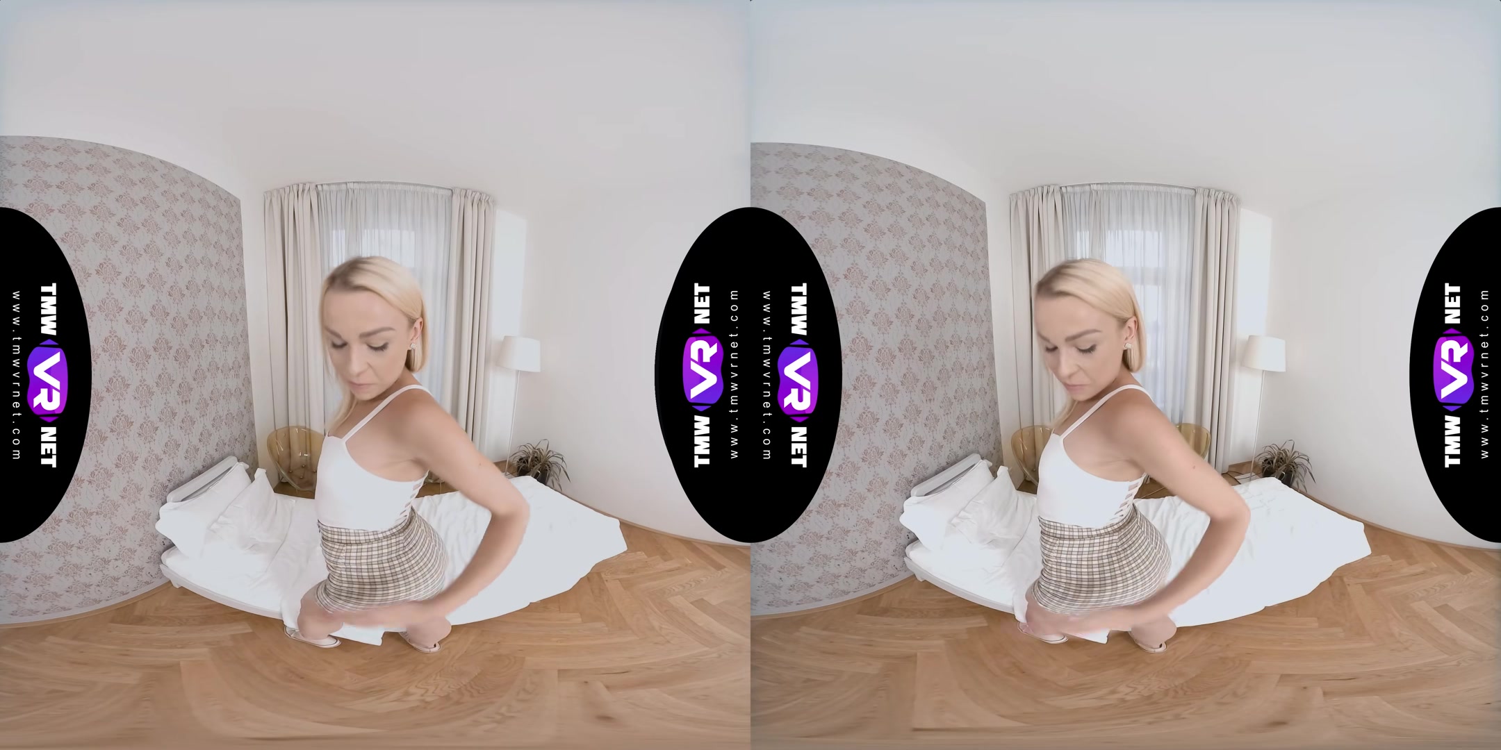 Blonde Masturbates To Clear Her Mind - TmwVRNet
