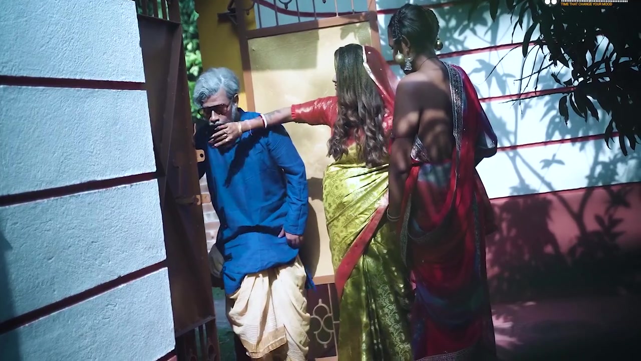 Sasurji - 4 Chalak Sasur Ne Rachaya Shadi Bohurani Se Pregnant Kia Fir Bahu Ki Maa Ko Nikala Chodne Hindi Audio