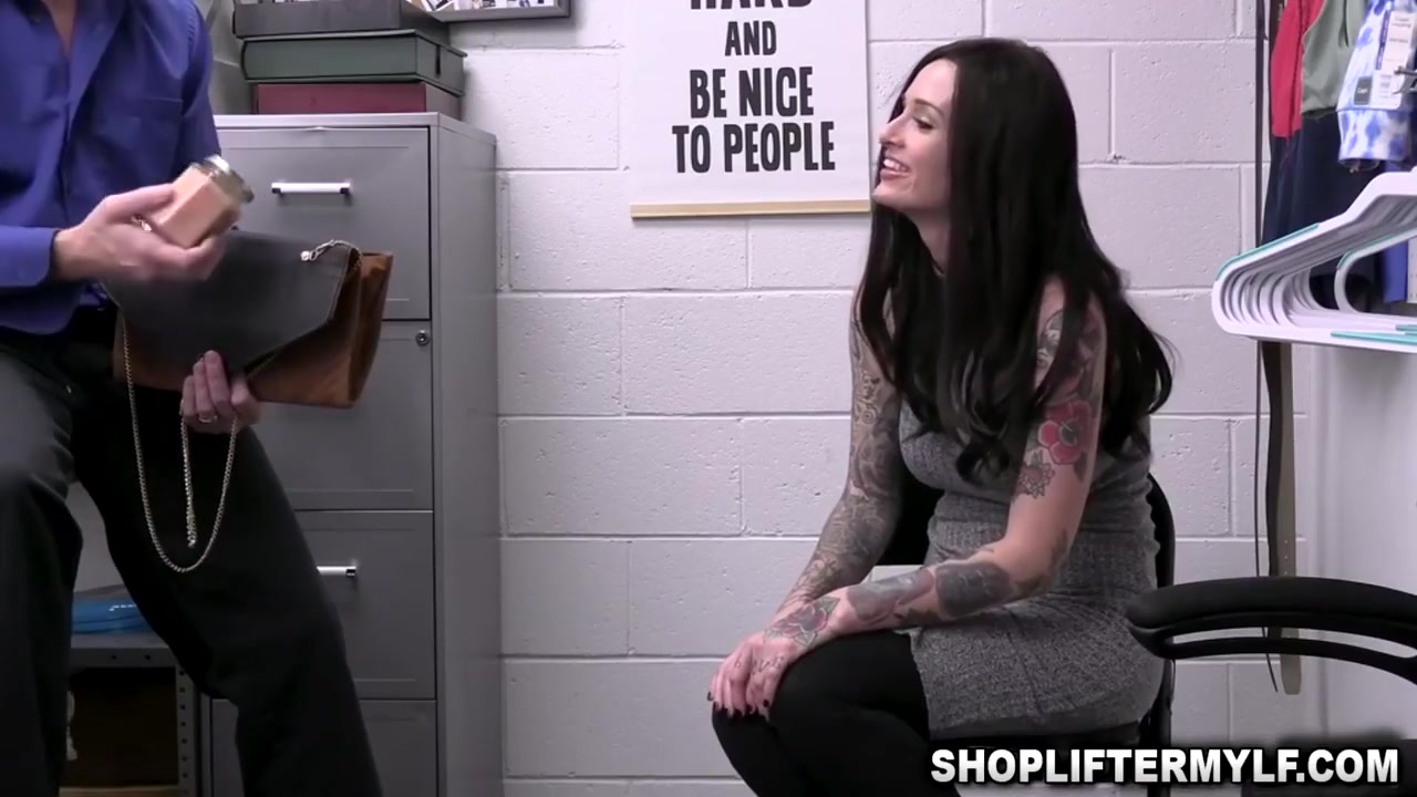 Sluty Has Been Caught Shoplyfting
