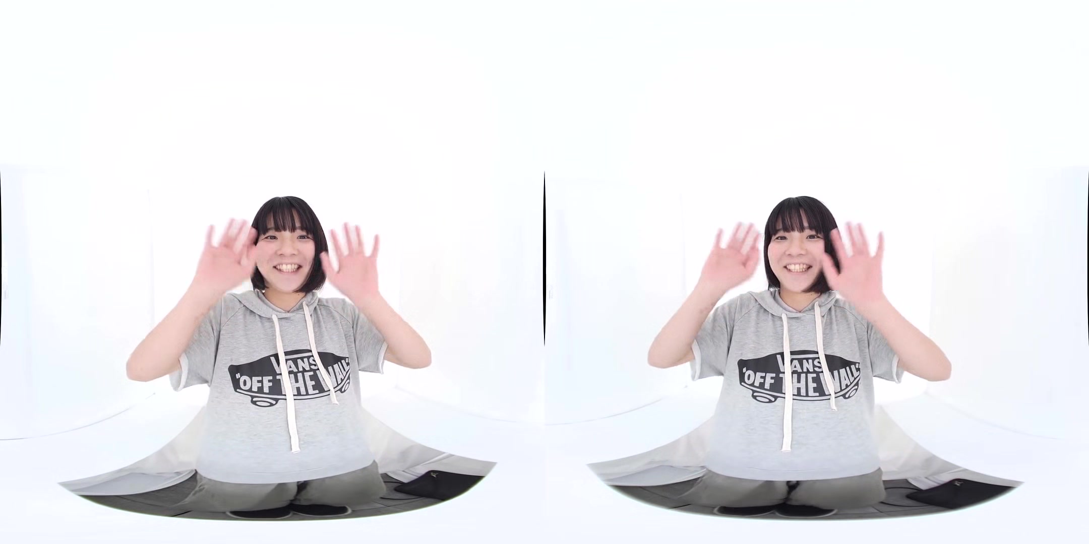 Amateur Kissing VR: Will You Show the Camera How you Kiss? - Asian Teen Kissing POV