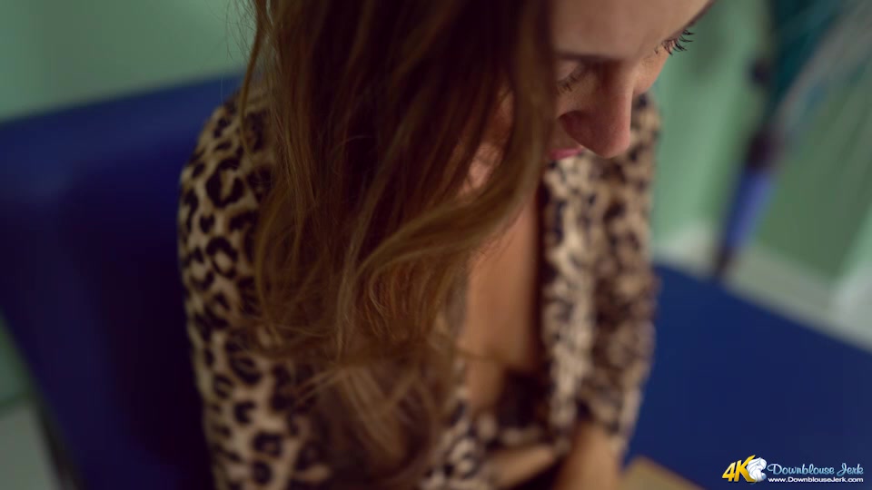 Secret Wank - DownblouseJerk