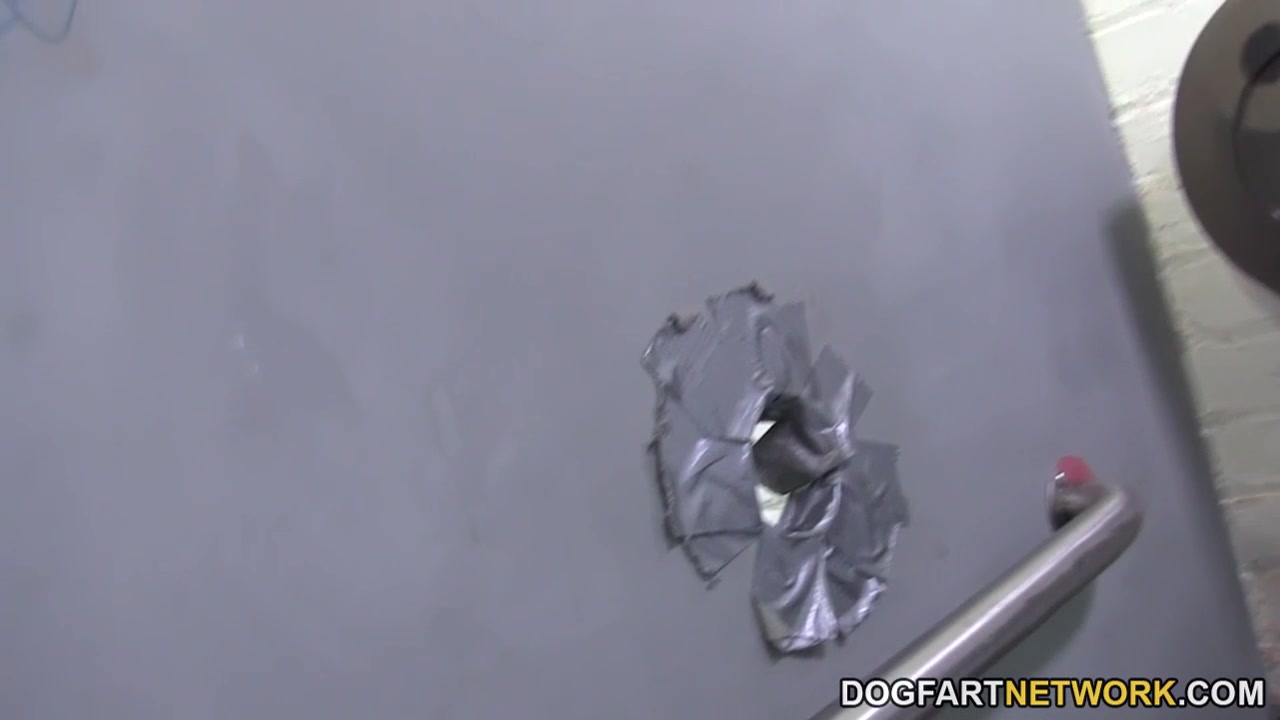 Jessica Ryan cheats her boyfriend in a gloryhole