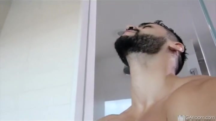GayRoom - Shower Bait - Arad Winwin & Michael Del Rey
