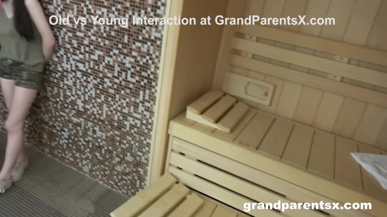 Doesnt know who to Fuck First Foursome Extravaganza - Grandparentsx