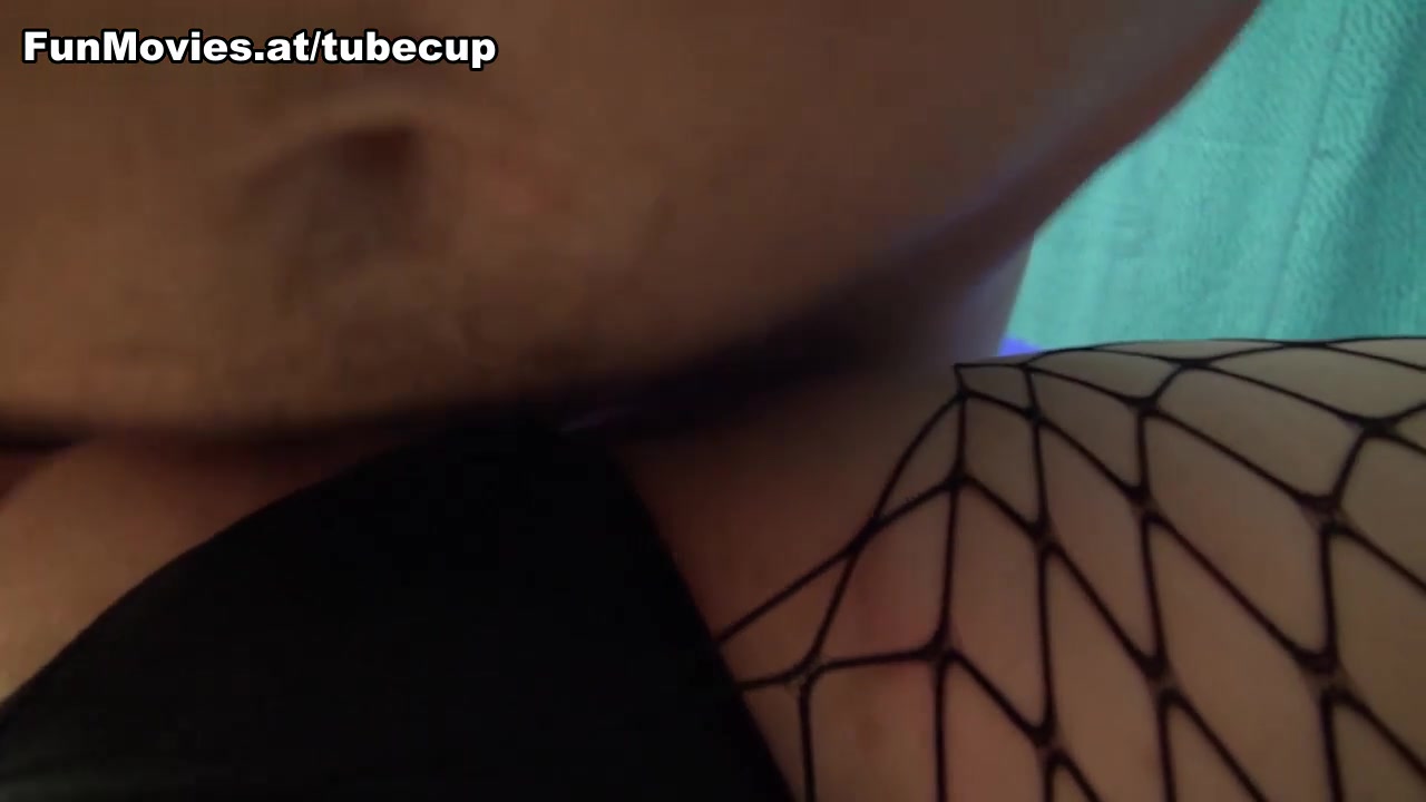 Larissa Gold in Pervy Threesome - FunMovies