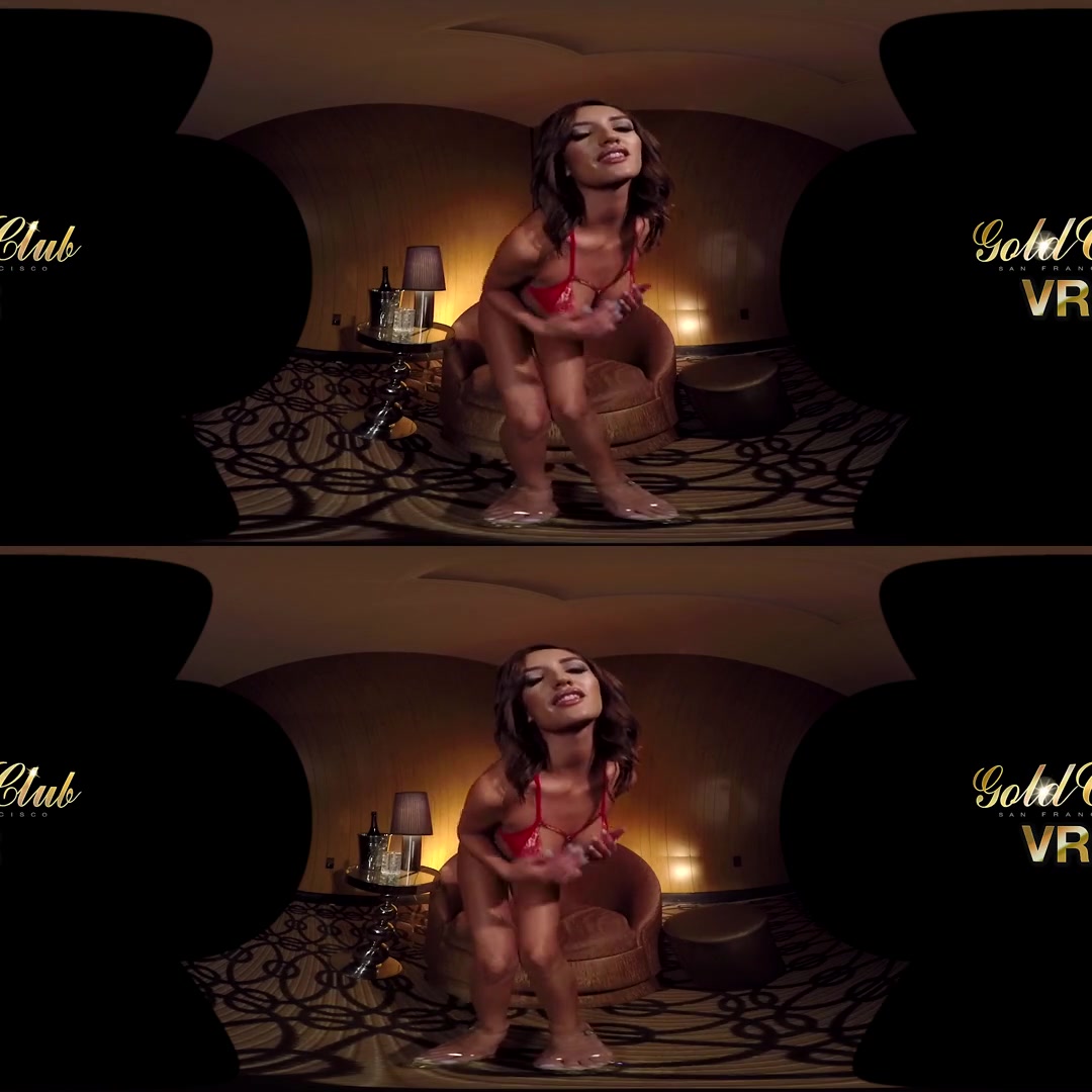 Chloe Amour in Chloe Amour Topless Lapdance - VRClubz