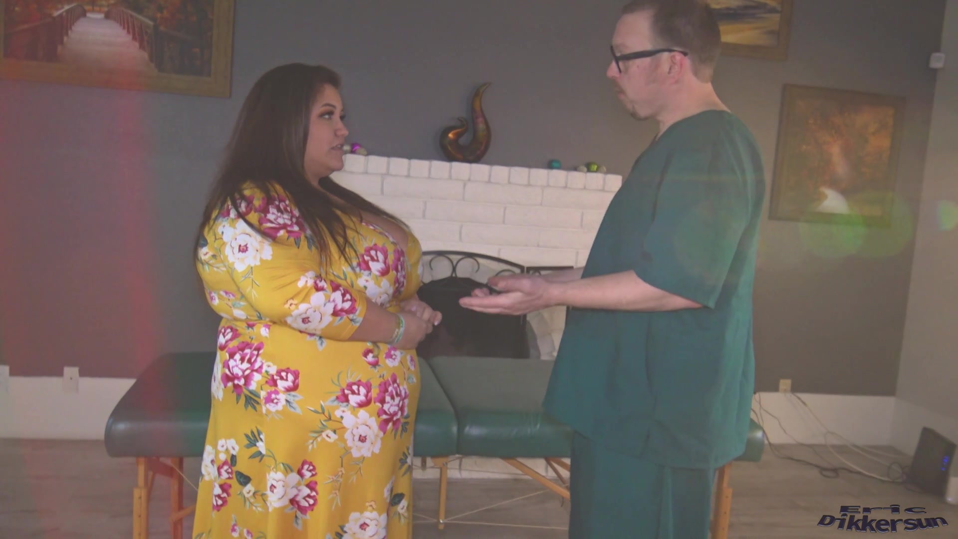 Rubbing Kaleena - Sex Movies Featuring Lusty Bbw