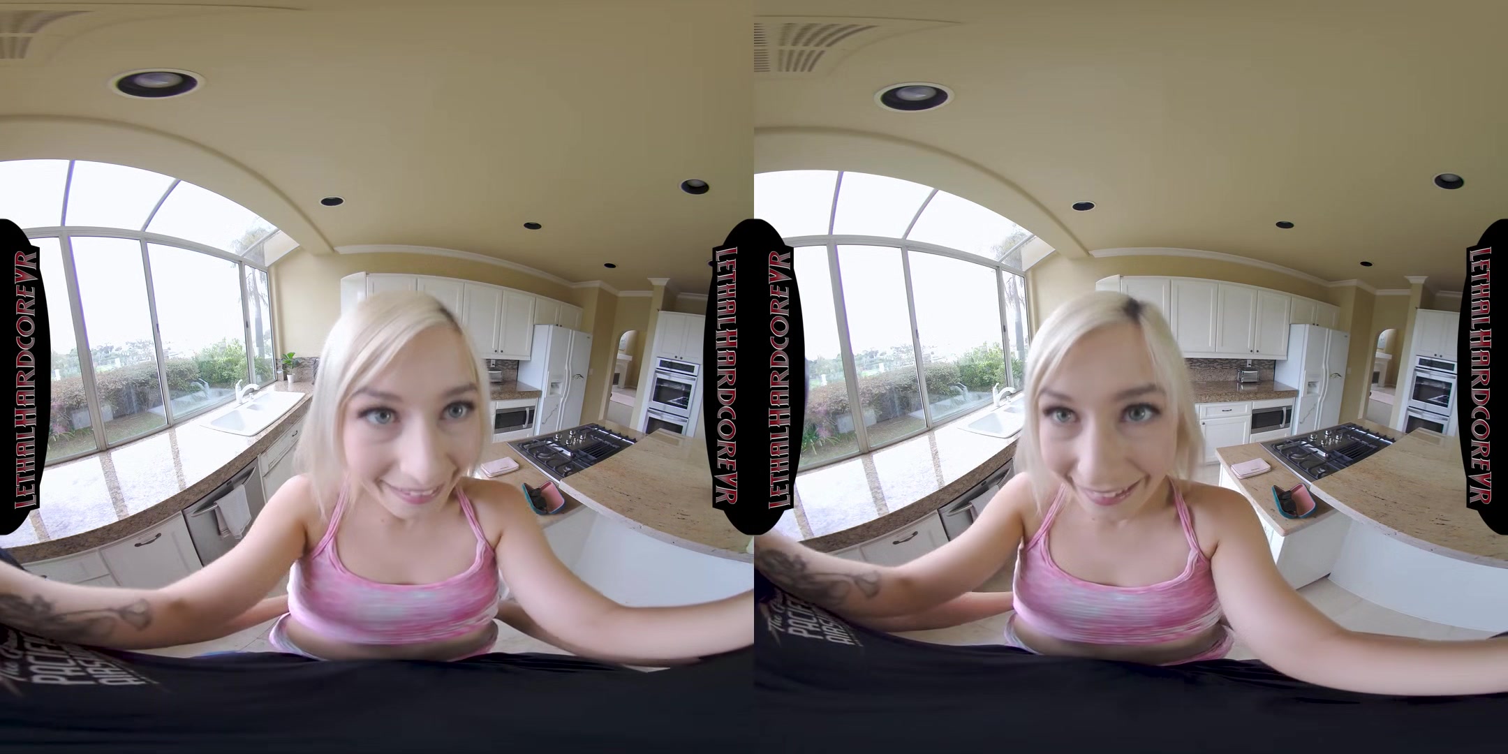 Minxx Appreciates Her Generous Stepdaddy - Petite Blonde Teen Taboo VR Porn