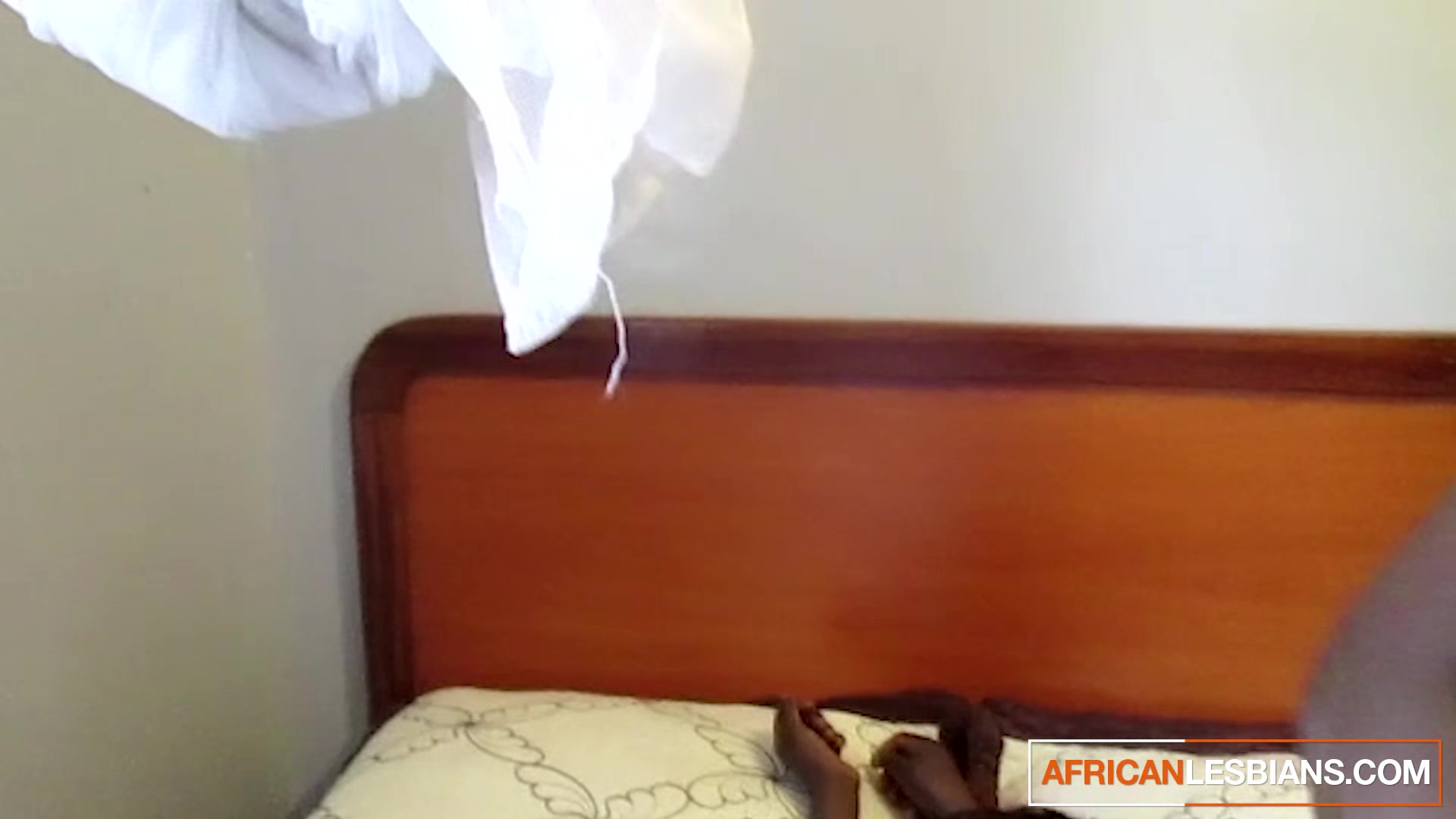 Amateur African Lesbians Muffdiving Tight Wet Pussies
