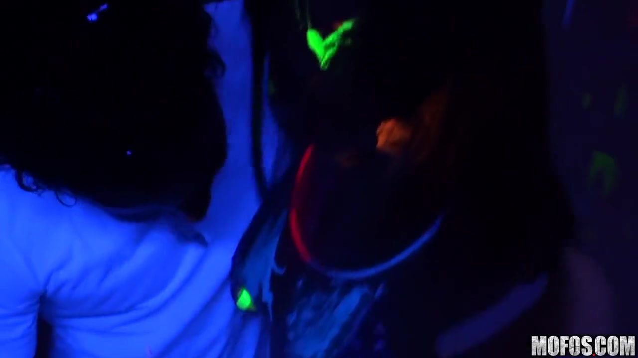 Kim K, Sasha Yung And Kim Kennedy - Bitches In Bl