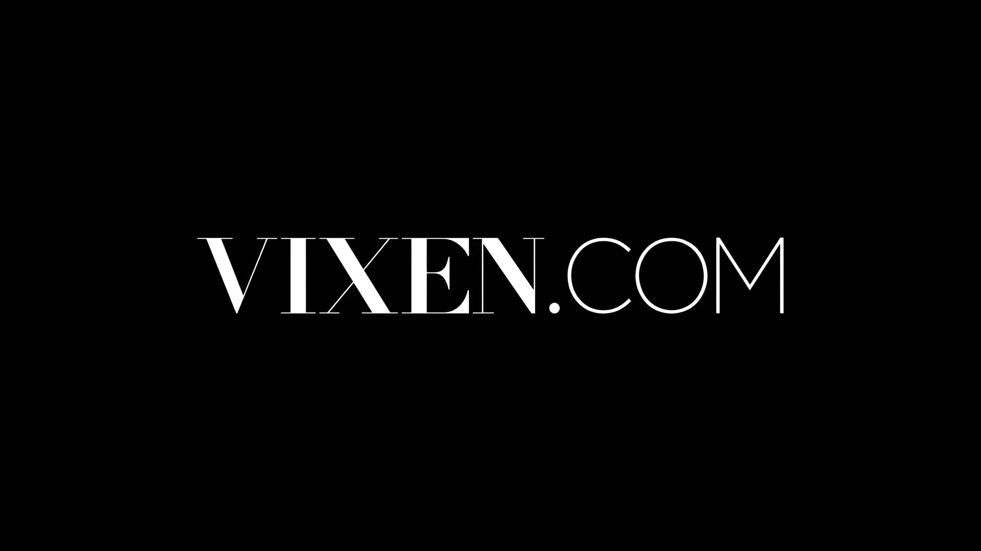 VIXEN Best friends share everything when on vacation