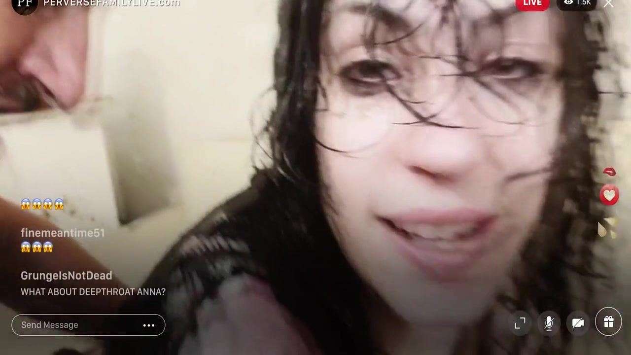 Live - Extreme Anal Fisting