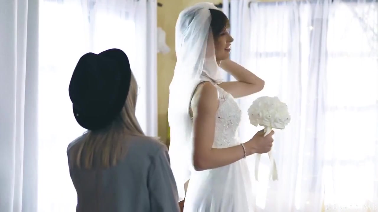 1080p Bridal Reservations With Lola Fae And Korra Del Rio