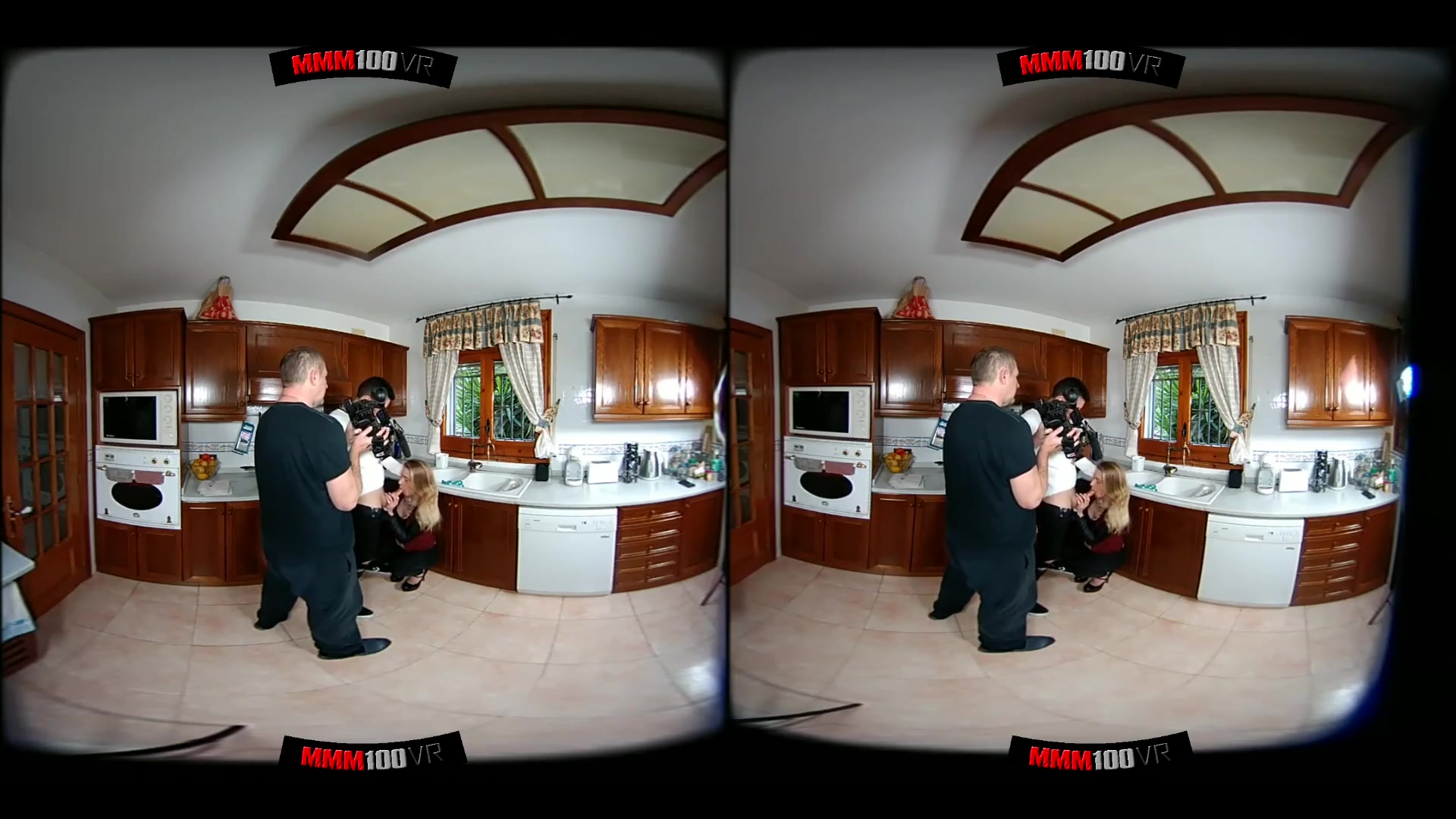 Melody Pleasure in Backstage: Housewife Gonzo Shooting - MMM100