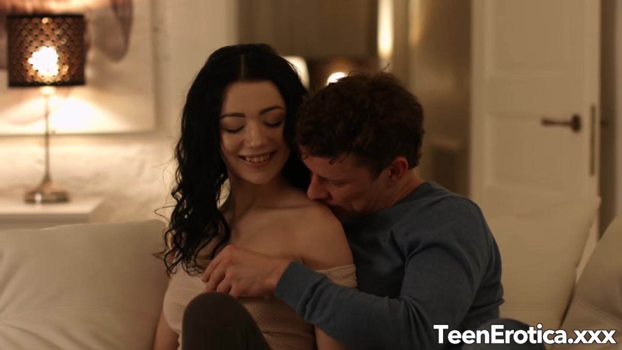 Heavenly teen 18+ Emily Bender Enjoys a Cozy Love Making Session with BF