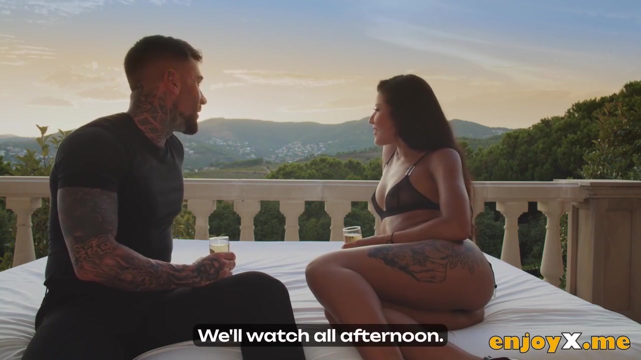 Horny Babe Has A Kinky Boink Session With A Cool Sunset Backdrop. Incredible Utter Hd - Andrea Retali