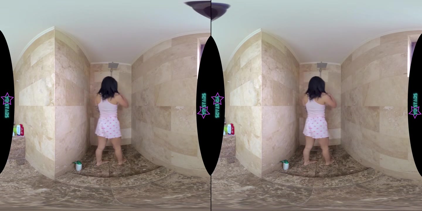 Shower And Pussy Rubbing With Squirting - VRStars