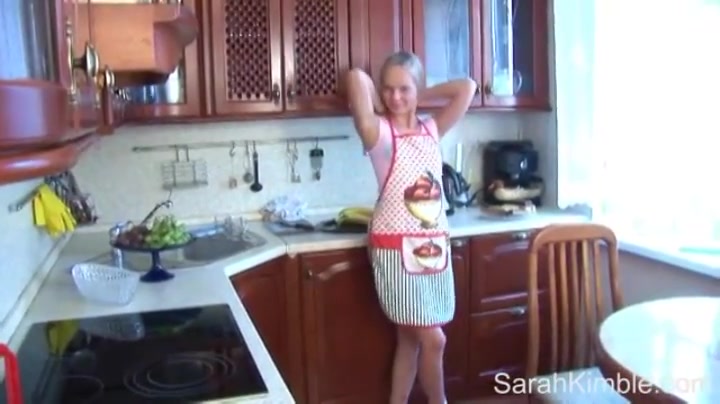 Kitchen cooking with Sarah Kimble and her small tits