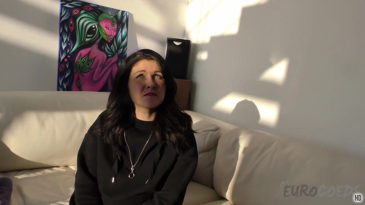 Fresh Face Milf Lavra First Time Video Big Dildo Stretch