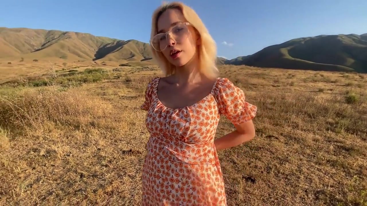 Horny Asian Fucks Hard In The Mountains