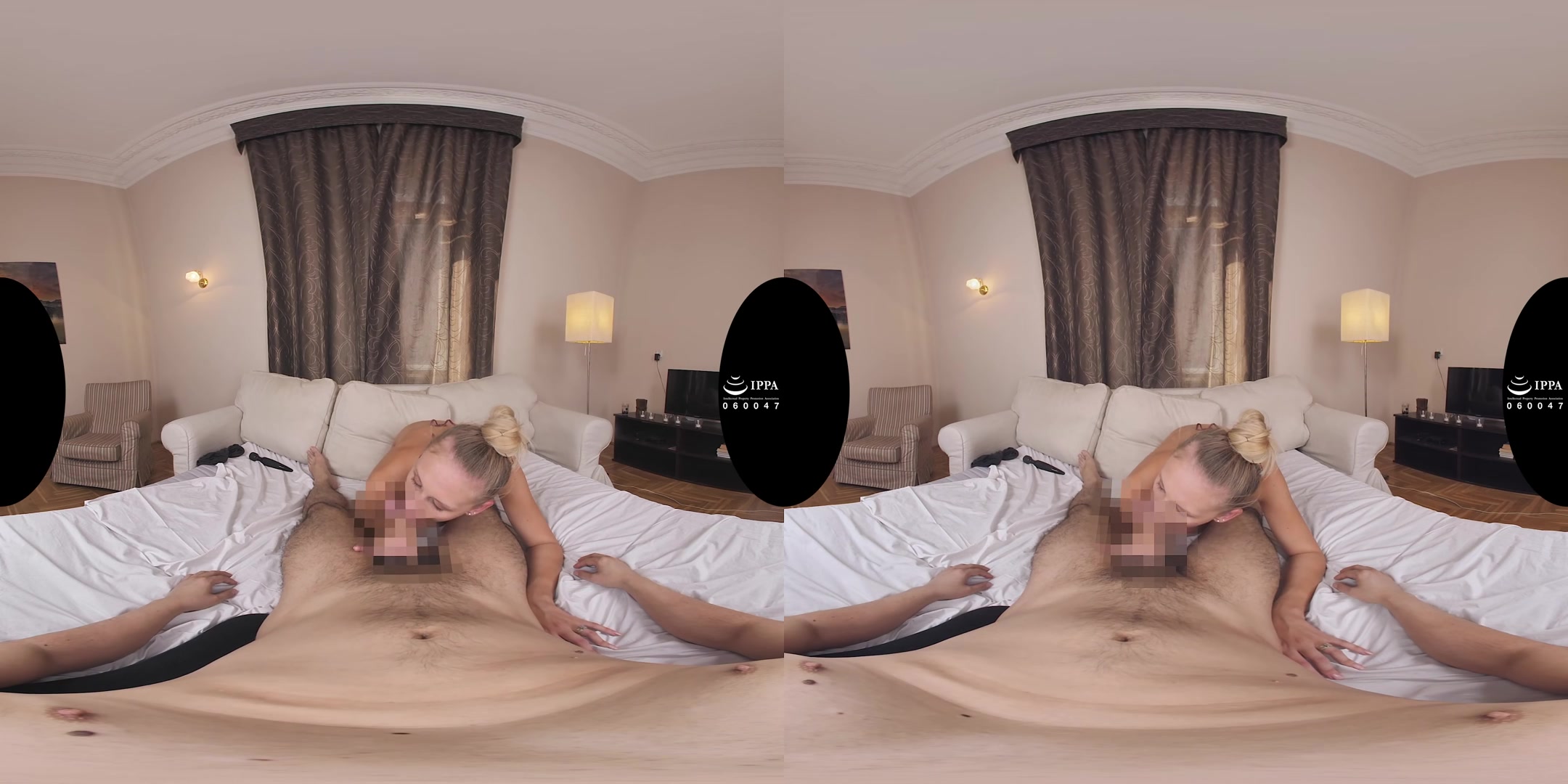 Linda Leclair - Luxurious Hungarian Callgirl with Great Legs Linda - ChinChinVR