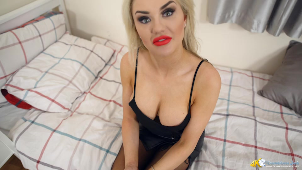 Tits For Two - DownblouseJerk