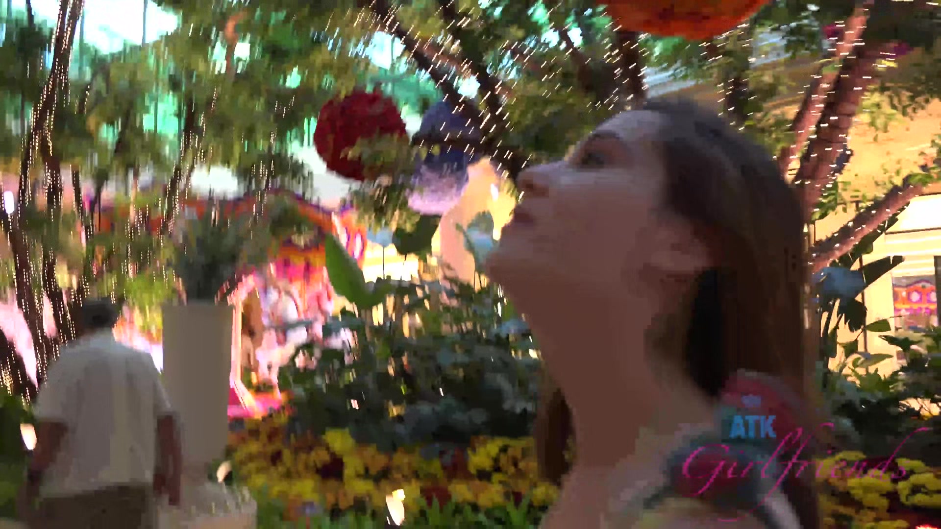 Virtual Vacation In Las Vegas With Kasey Warner 1/3