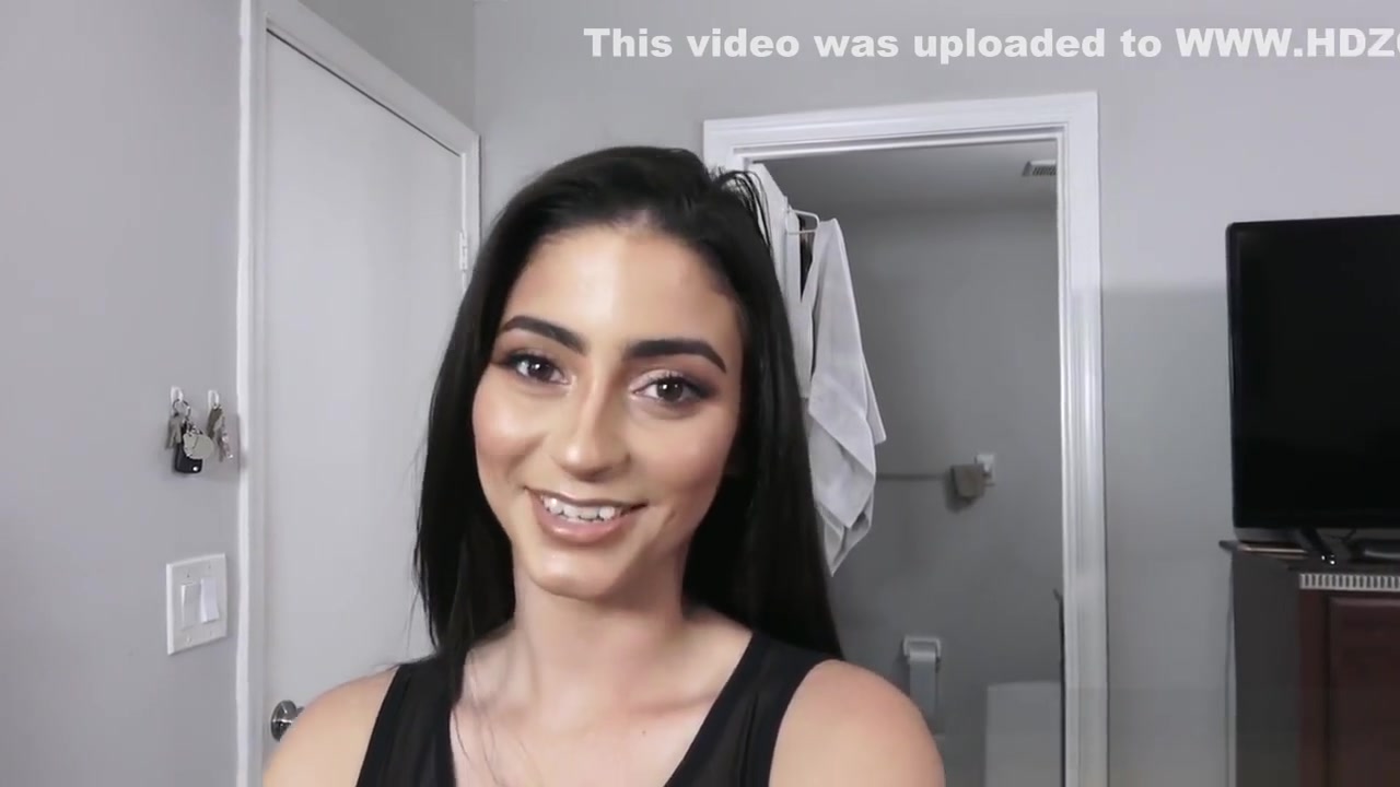 Busty stepsister sucks massive cock