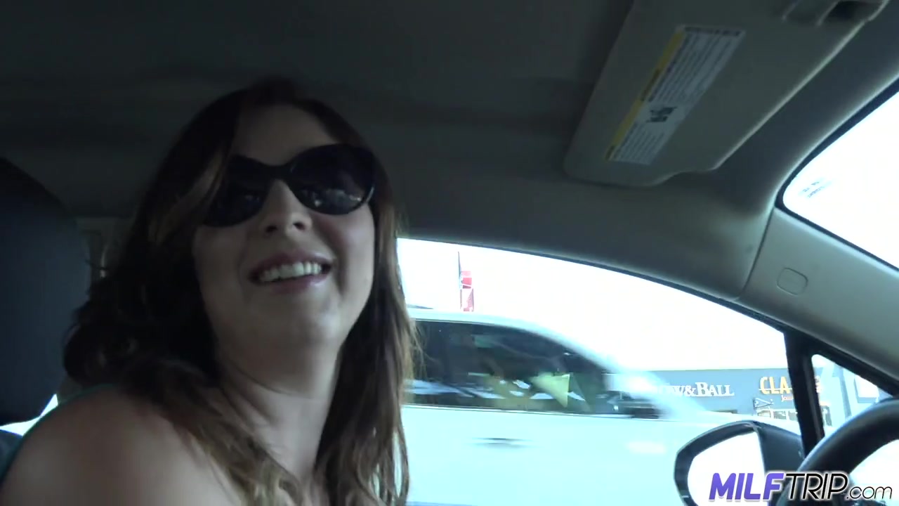 Big Boobs Milf Driver Alice Screws Male Passenger - Milf Trip