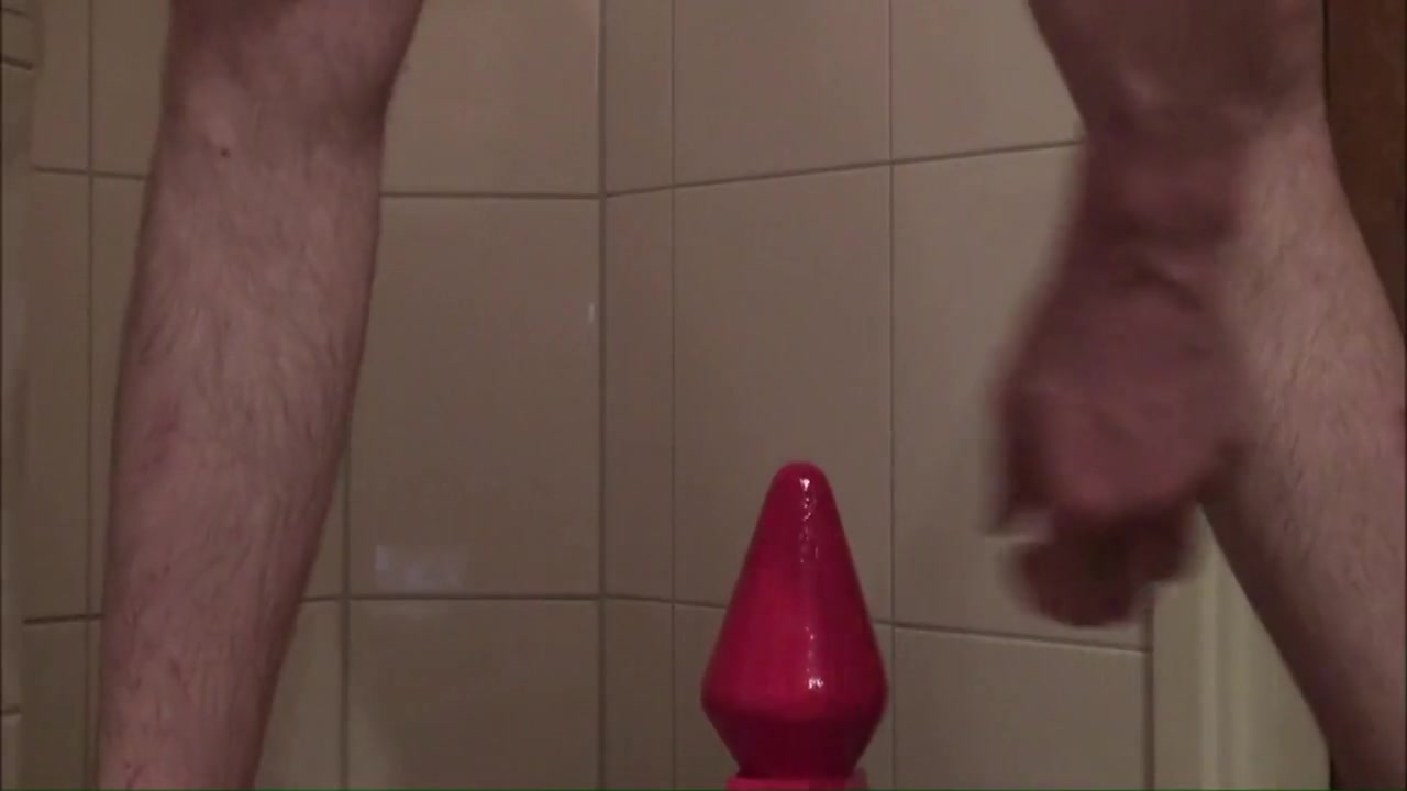 Young Twink Wrecks Ass With Xxl Toys!