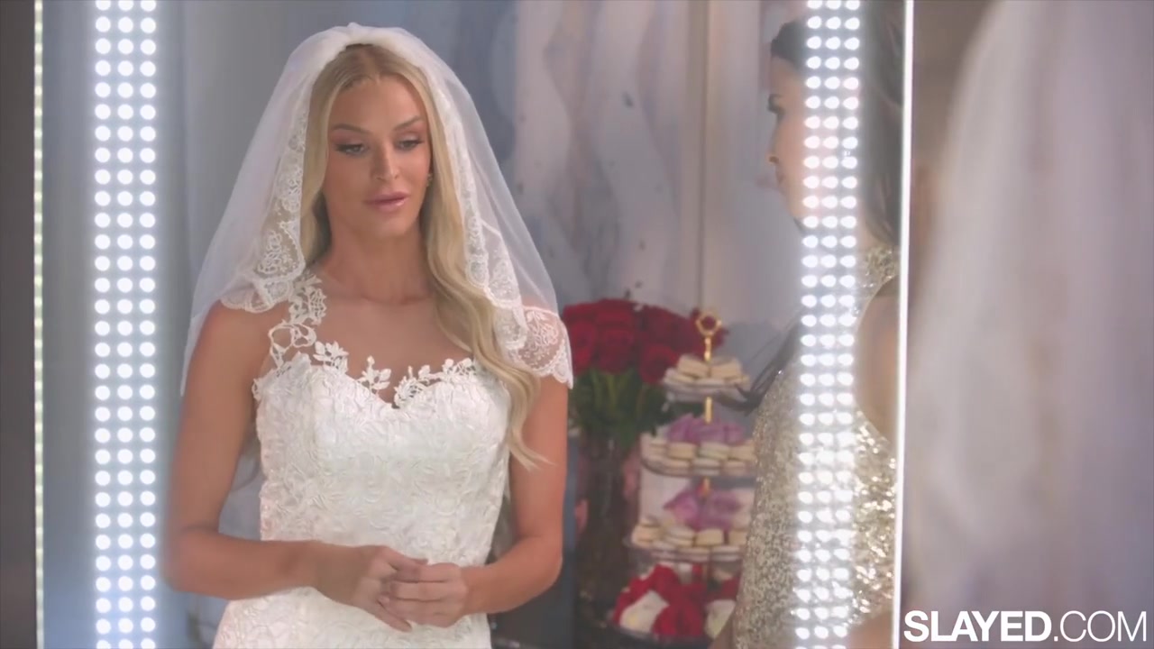 Kylie Helps Bride-to-be Emma Relax In Way - Emma Hix And Kylie Rocket