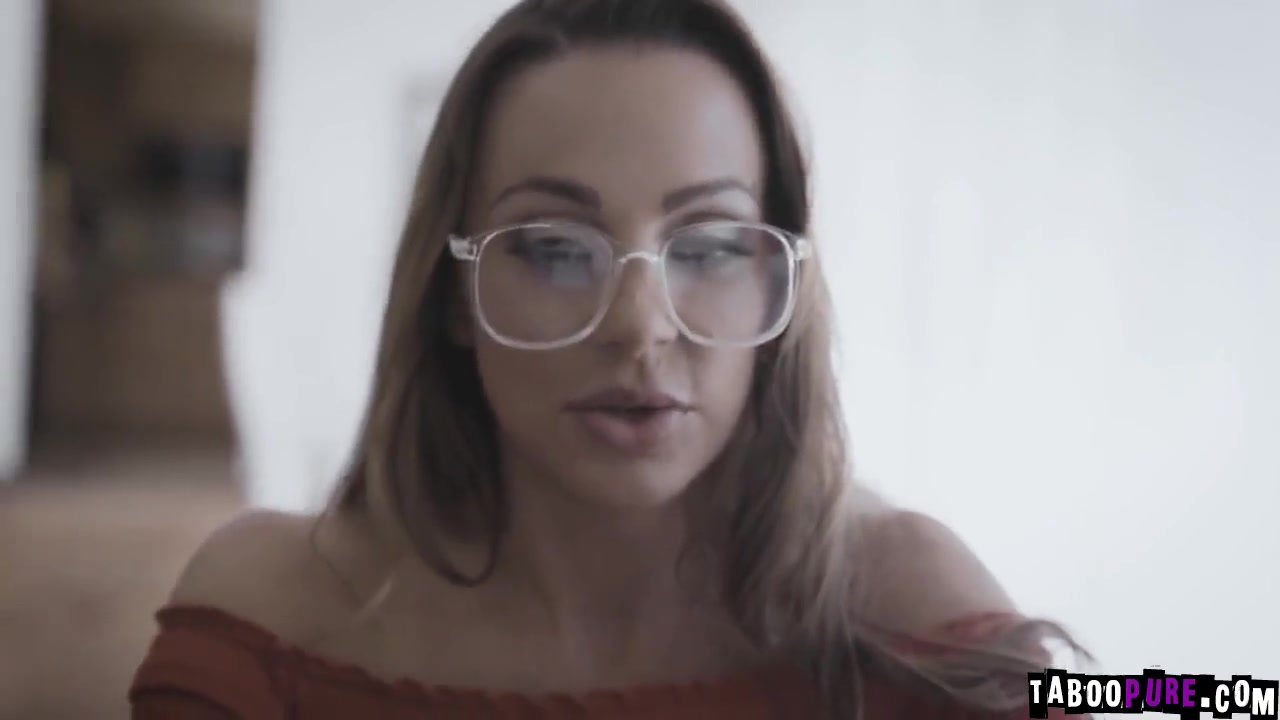 Derrick Fucked Abigail To Overcome Her Fear