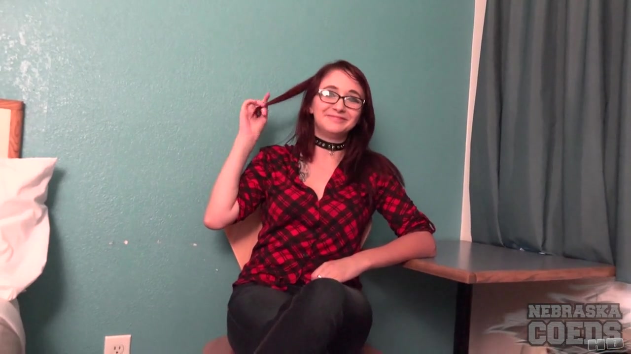 Jenna In A Choker Back For Her Final Video Interview - NebraskaCoeds