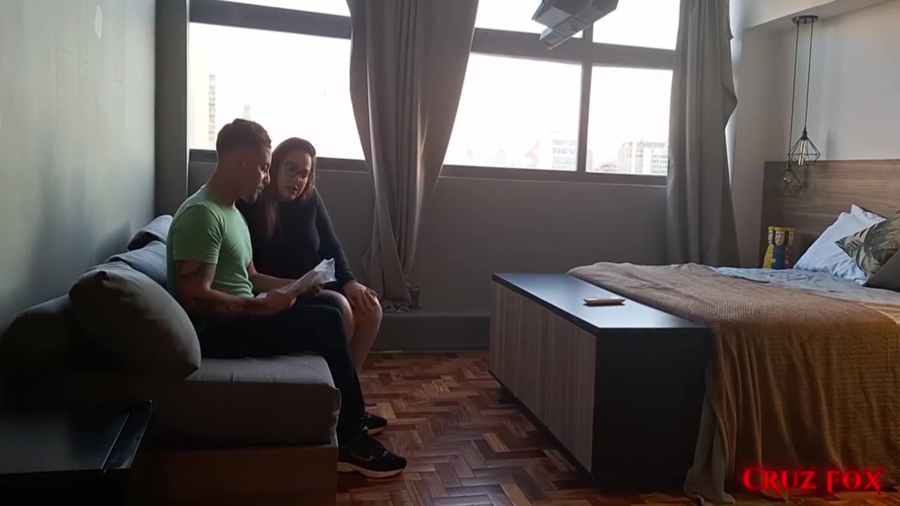 Sendo Bem Recebido Na Casa Da Minha Sogra - Alessandra Maia And Cruz Fox