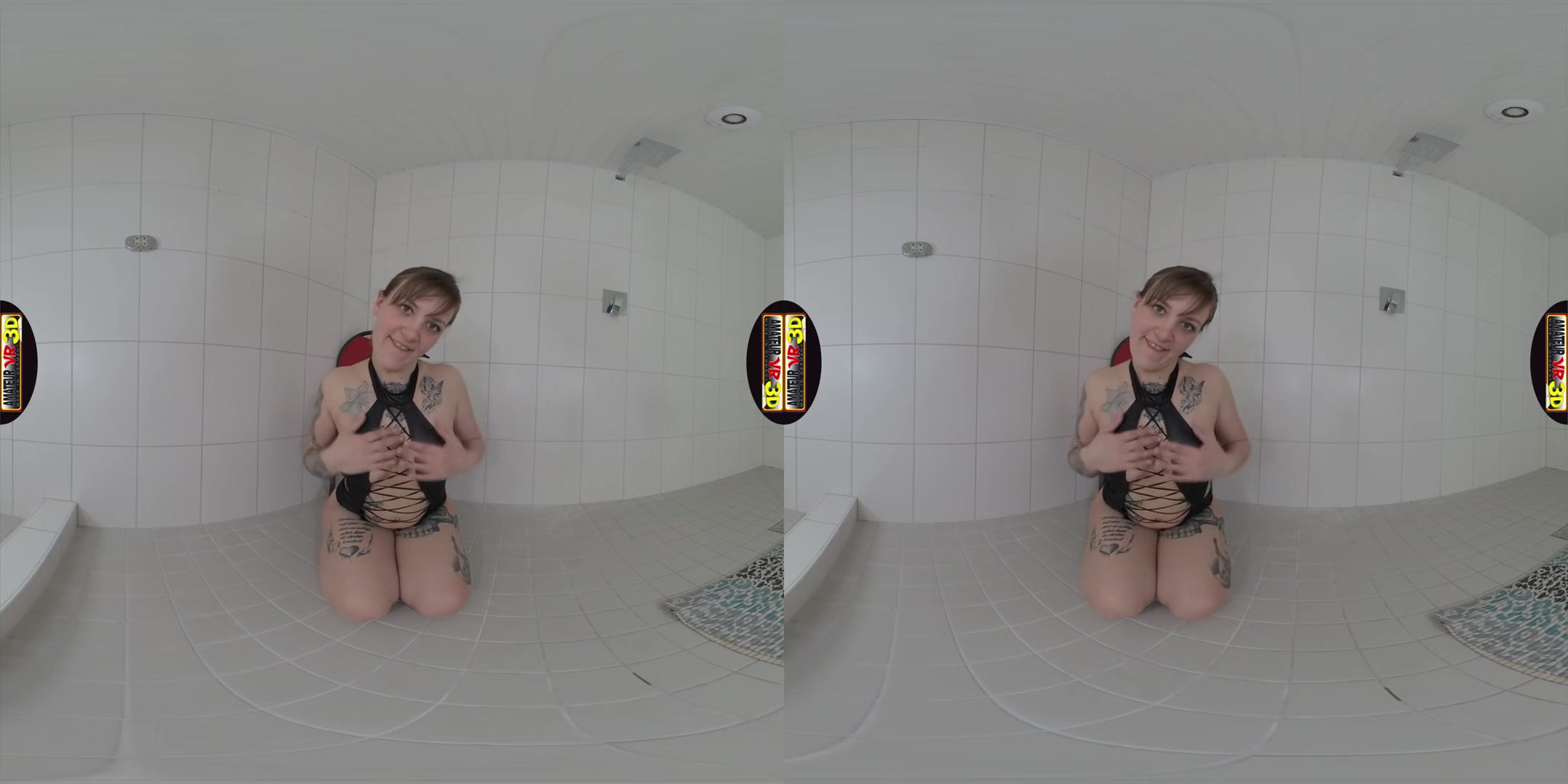 Luna - Very Wet Deep Inside; Big Tits Amateur Solo