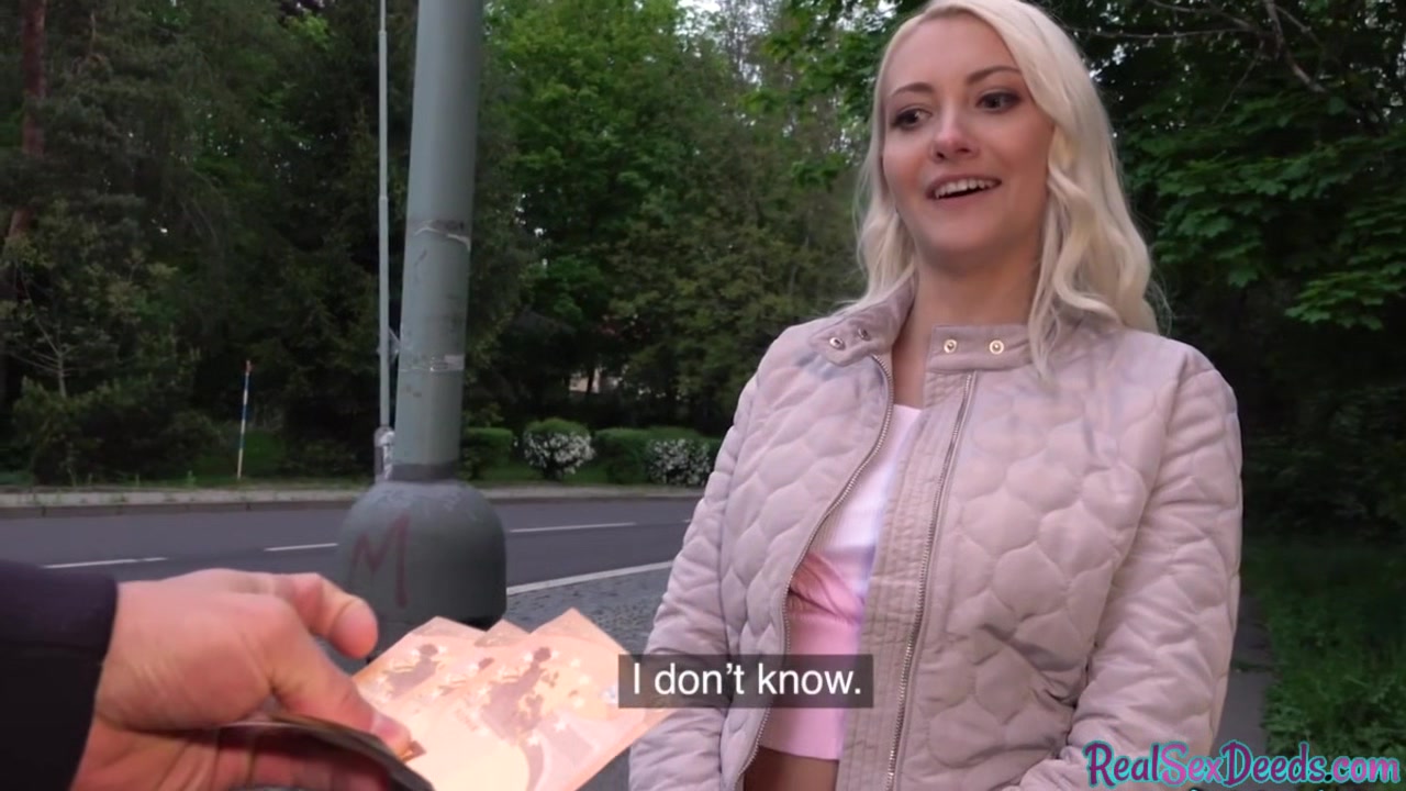 Blonde 25yo cutie gives blowjob to his huge dick in public
