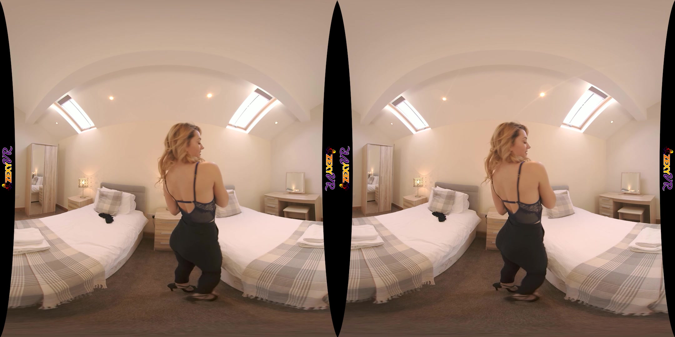 Just Clocked Off featuring Chelsea Essex - ZexyVR