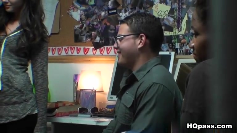 DareDorm : Closet jerker