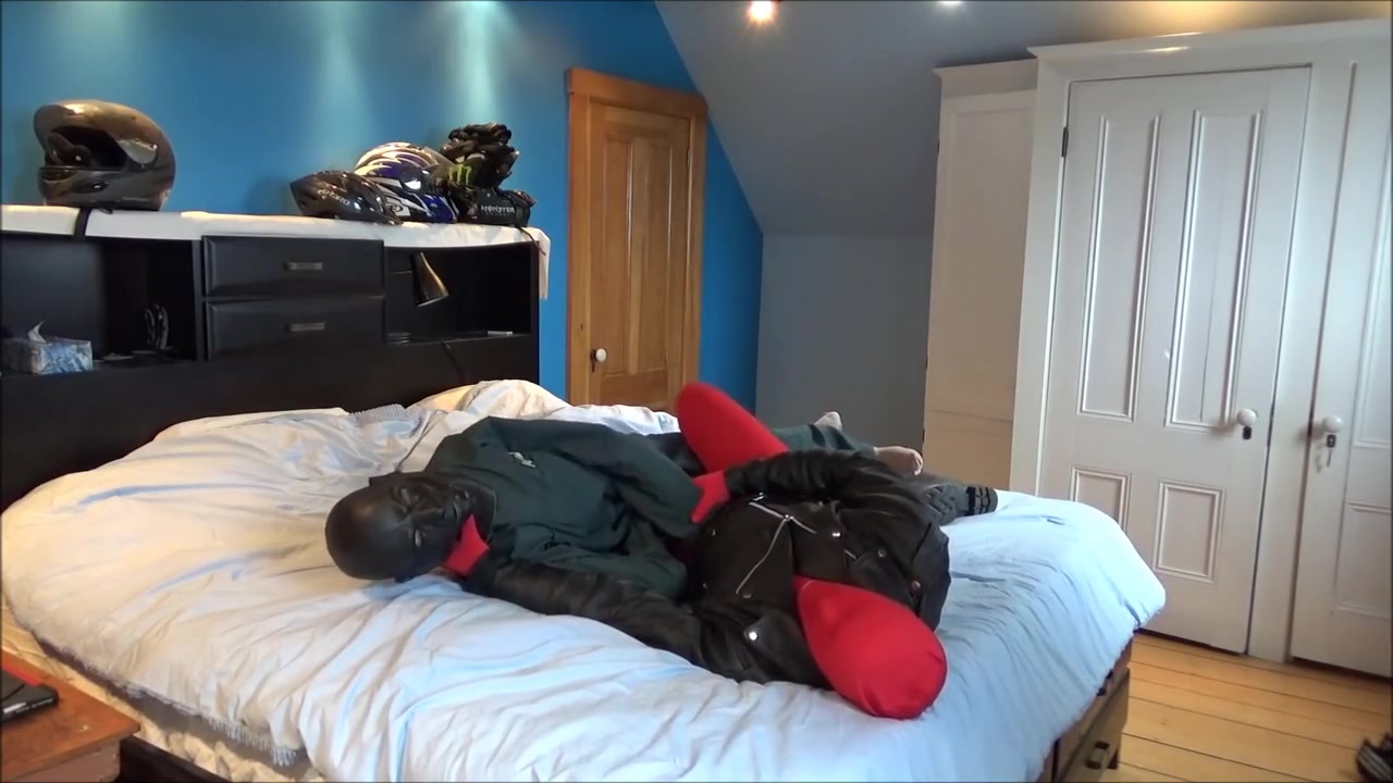 Red Morphman In Leather Jacket Cums On Dummys Face