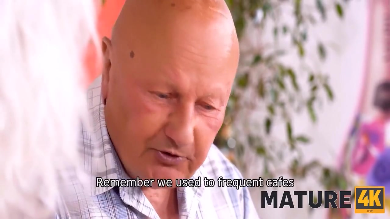Man Is Too Horny To Leave Without Tip In The Form Of Banging 11 Min