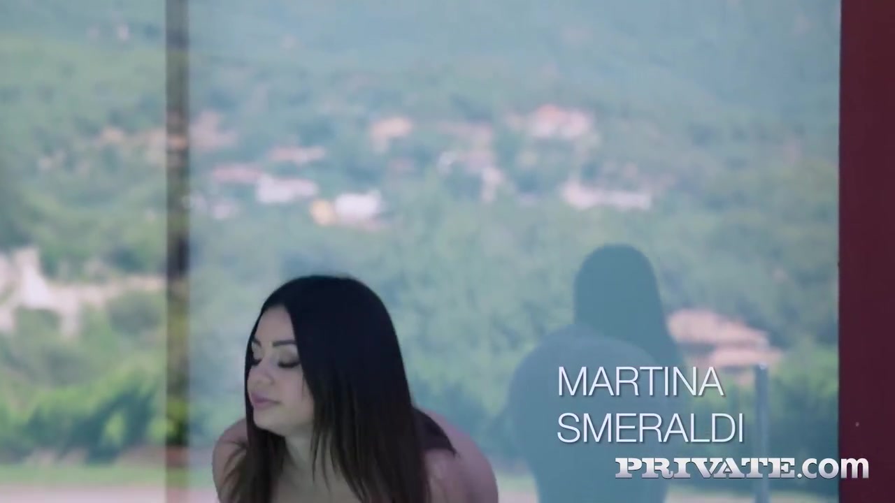 Martina Smeraldi In Hot Model Milks Photographer!