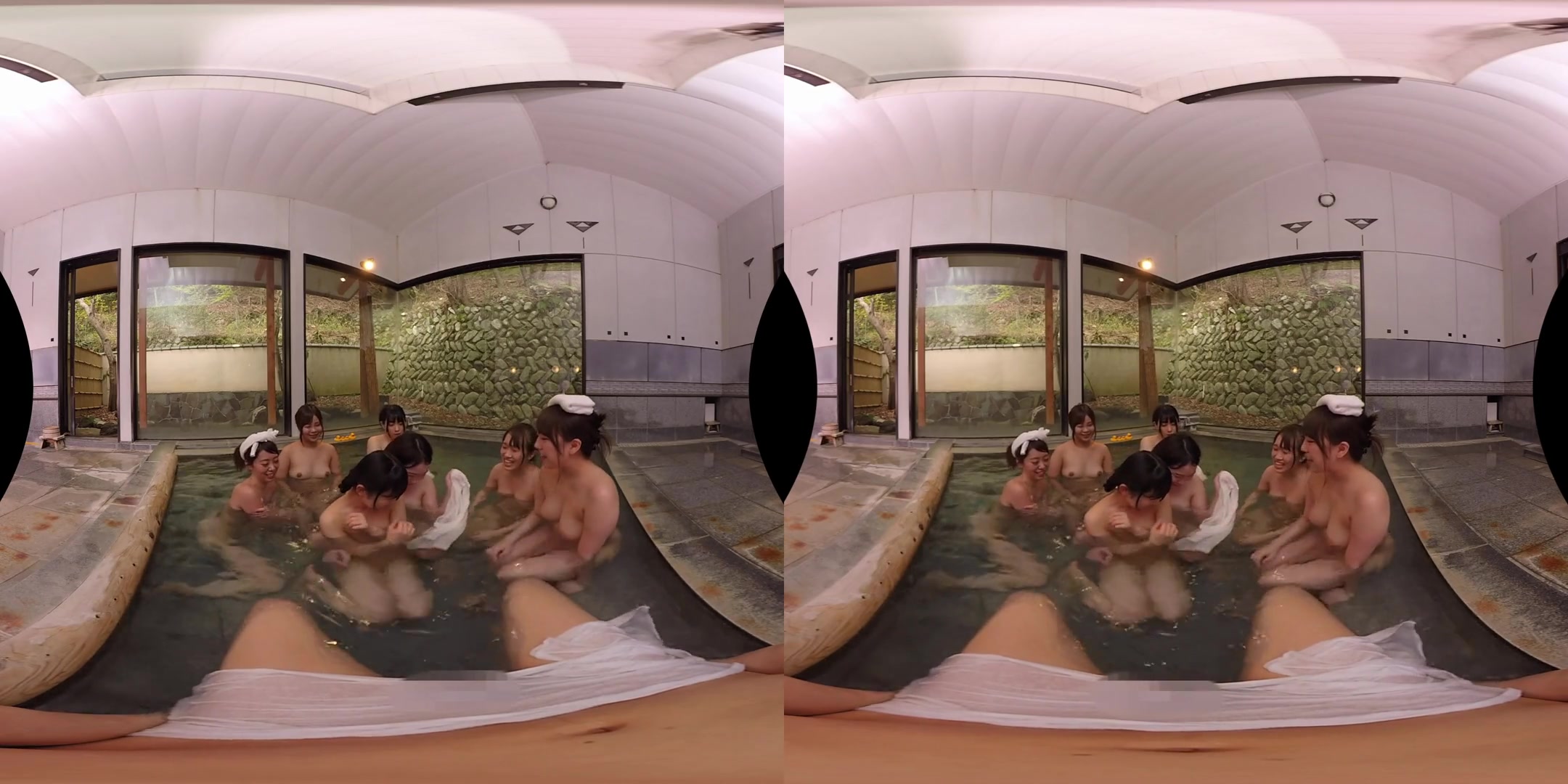 Bathing Together with Some Innocent Barely-Legal schoolgirls 18+; Cute JAV Idols Together