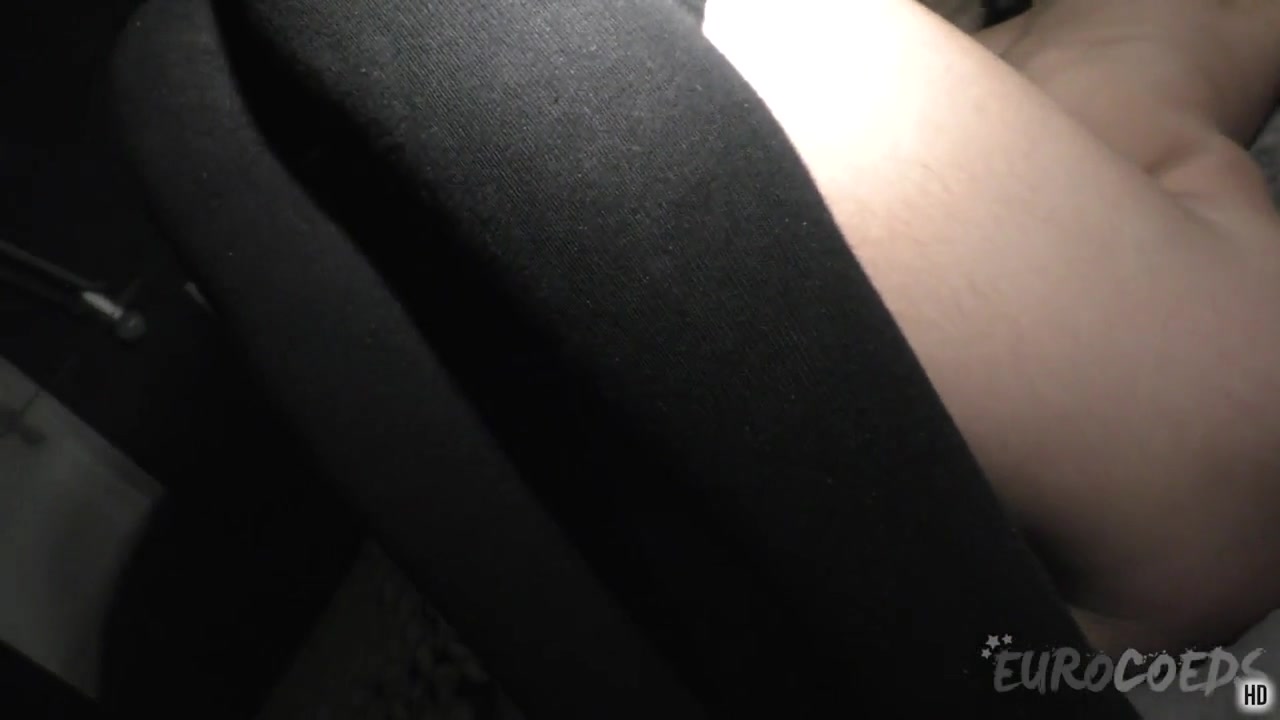 19yo Kate Doing Super Kinky Glowstick Gaping Stripshow On My Bed - EuroCoeds