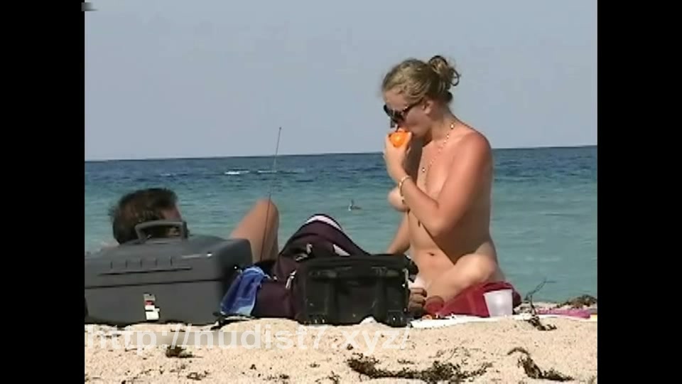 Nude beach films sexy ass women