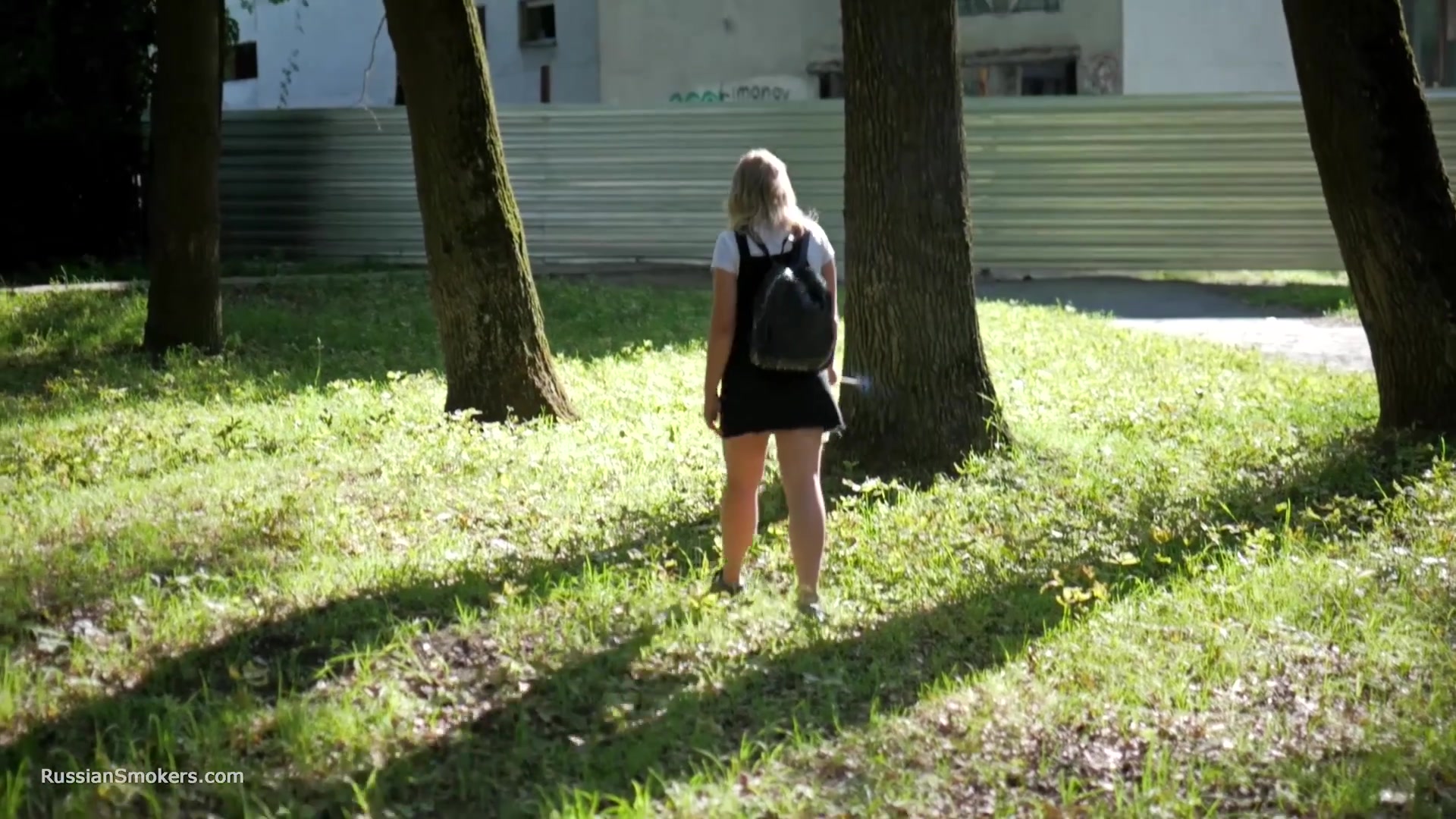 Sweet Polina Is Smoking 120mm Cork Cigarettes In The Park