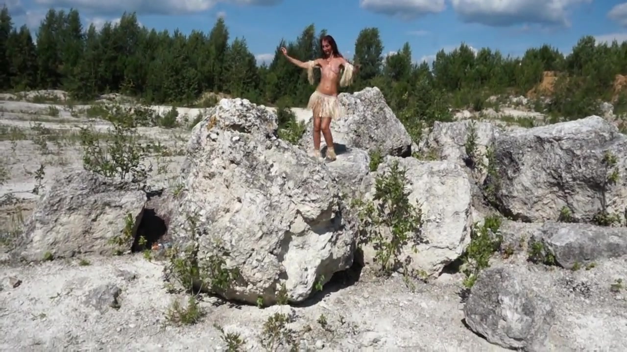 Topless Dance In White Stone Quarry
